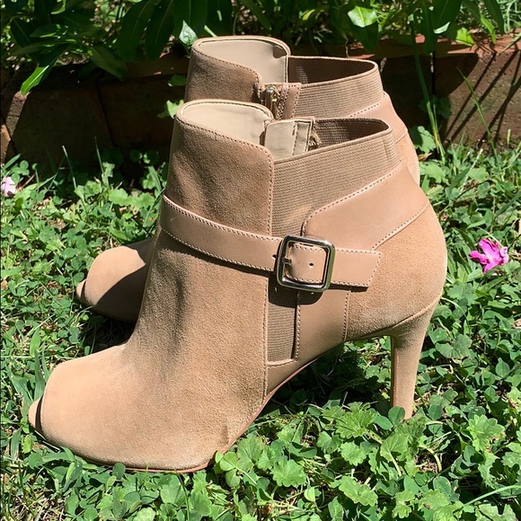 🦋 NWOT Marc Fisher Suede Peep-toe Bootie - 8.5 - Picture 3 of 8